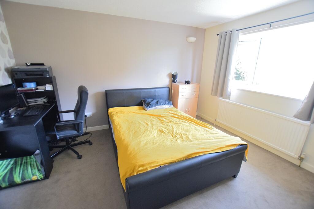 Additional image 8 of Marryat Road, New Milton, Hampshire. BH25 5LW