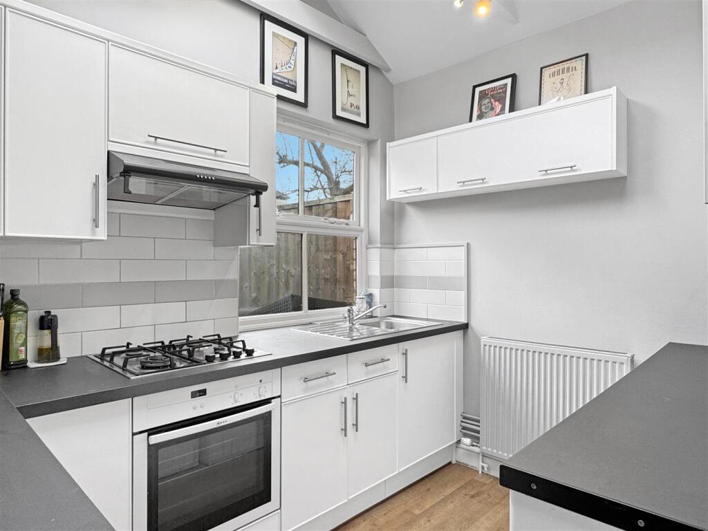 Additional image 5 of Victoria Road, Cambridge