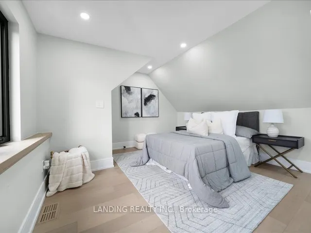 Additional image 27 of 211 Laughton Ave