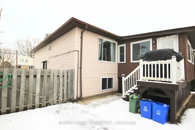 Additional image 37 of 10 Frances Ave