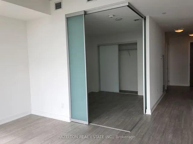 Additional image 19 of 15 Baseball Pl Unit 815