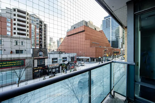 Additional image 22 of 18 Yorkville Ave Unit 315