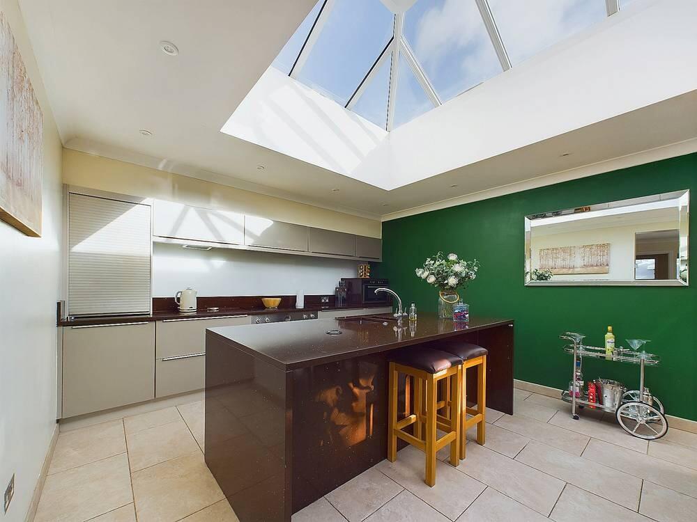 Additional image 30 of Radnor Close, Chislehurst, Kent, BR7