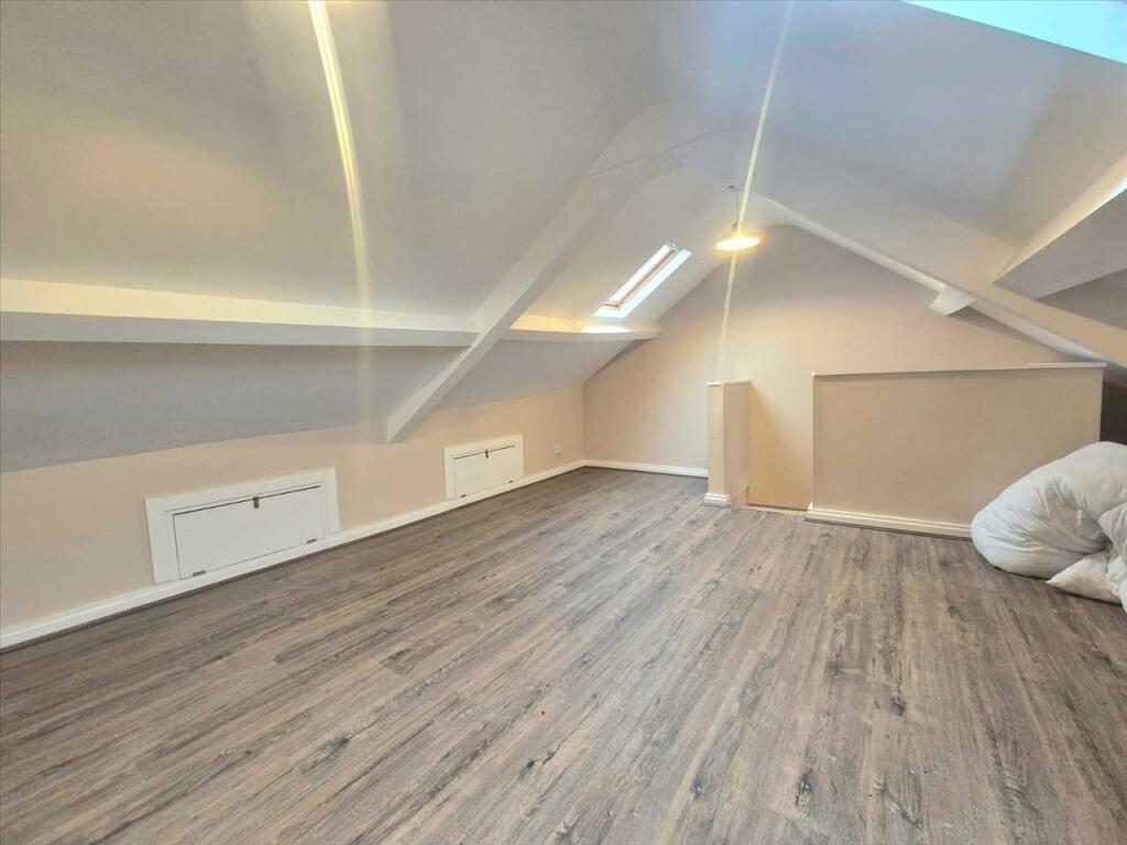 Additional image 22 of George Street, Tonypandy