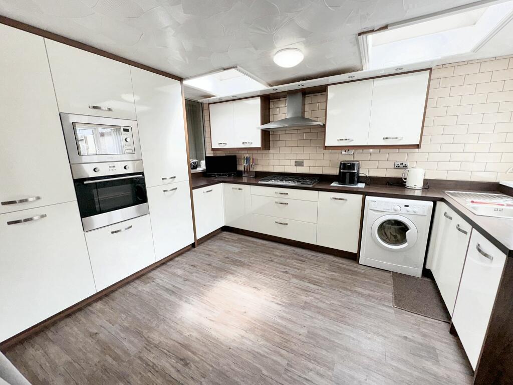 Additional image 14 of Rees Street, Pentre