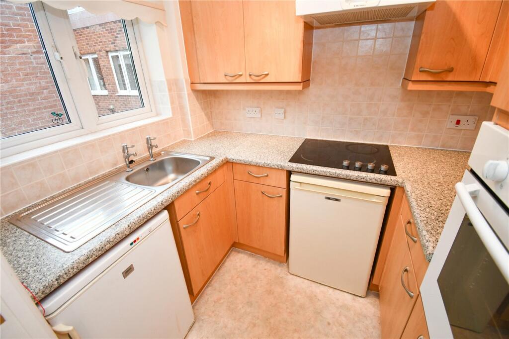 Additional image 7 of Telegraph Road, Heswall, Wirral