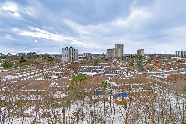 Additional image 27 of 10 Tobermory Dr Unit 1006