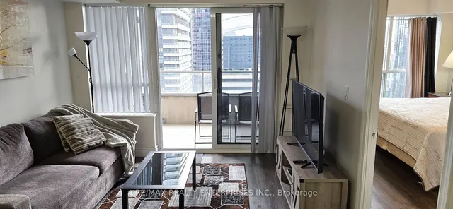 Additional image 8 of 250 Wellington St Unit 1435