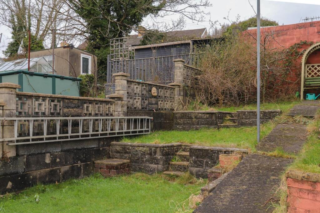 Additional image 23 of Treharris