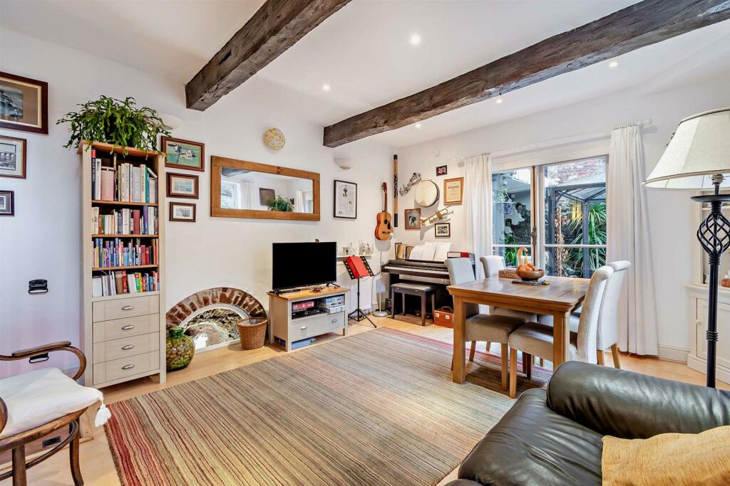 Additional image 10 of Town House, Lower Bridge Street, Chester