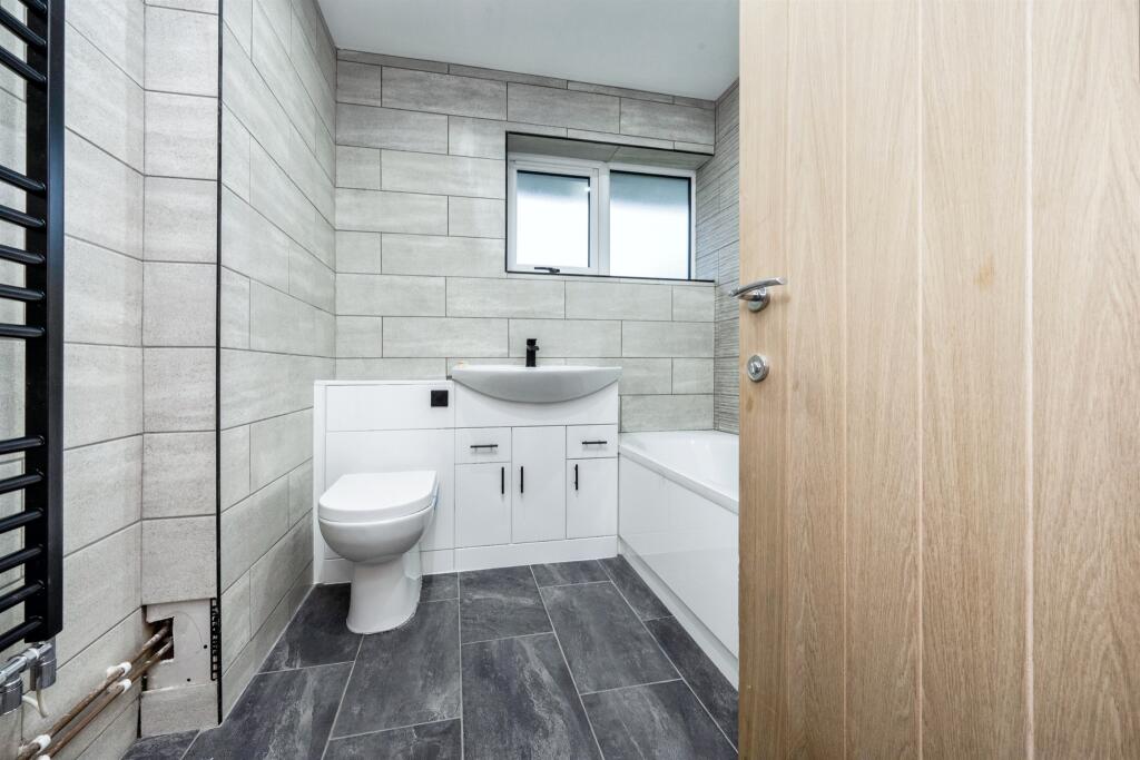 Additional image 4 of Canners Close, Toft, Cambridge