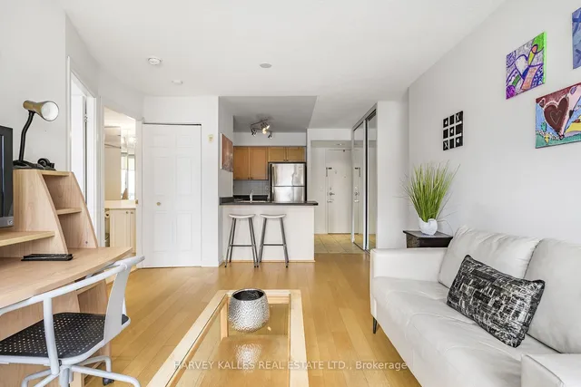 Additional image 11 of 311 Richmond St Unit 1009