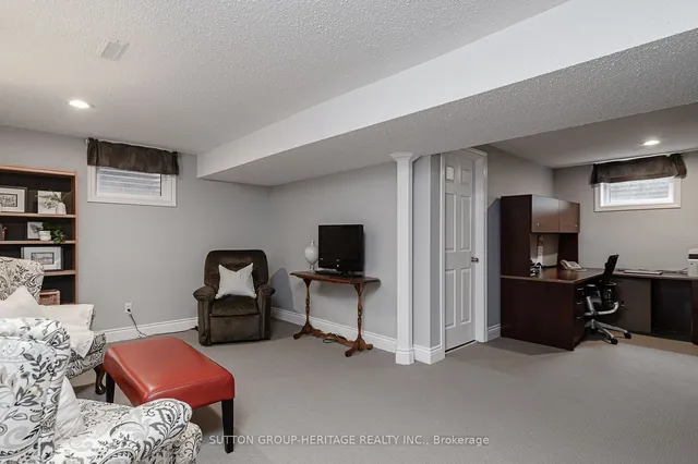 Additional image 38 of 18 Haviland Dr
