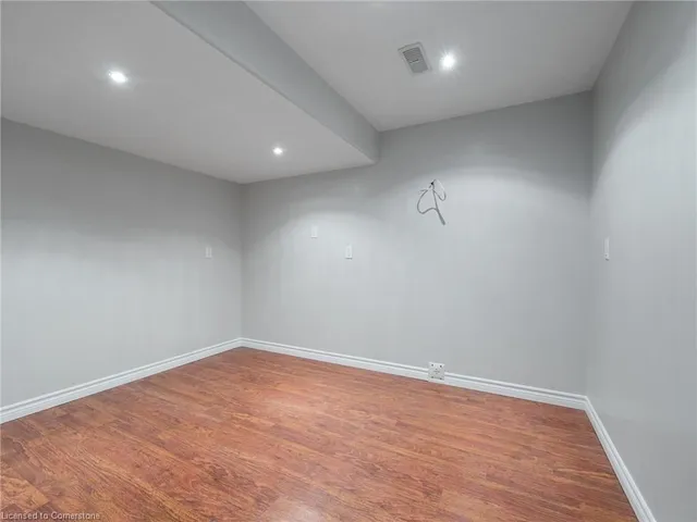 Additional image 15 of 9 1/2 York St Unit 2