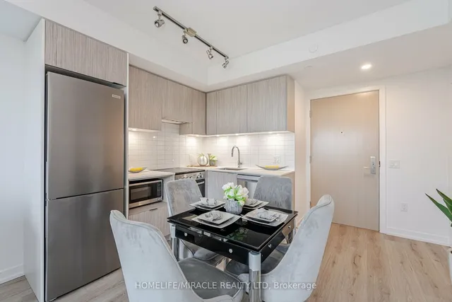 Additional image 7 of 395 Bloor St Unit 2110