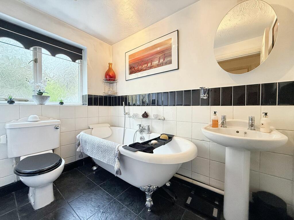 Additional image 24 of Caerphilly, CF83