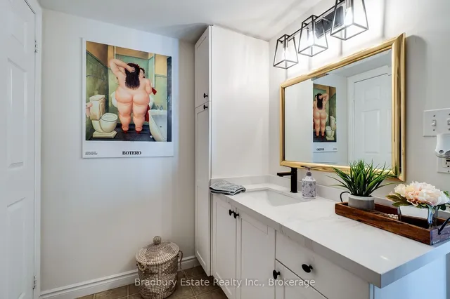 Additional image 23 of 2045 Appleby Line Unit 305