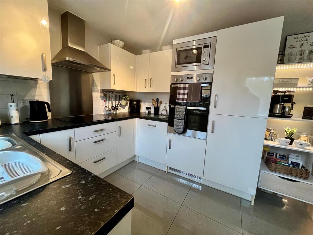 Additional image 7 of Mendip Road, Weston super Mare