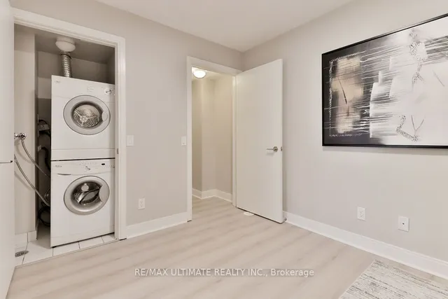 Additional image 20 of 330 Village Green Sq Unit TH06