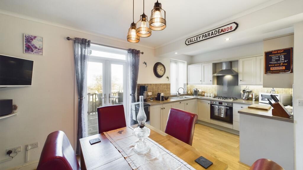 Additional image 16 of Briarwood Drive, Bradford, BD6