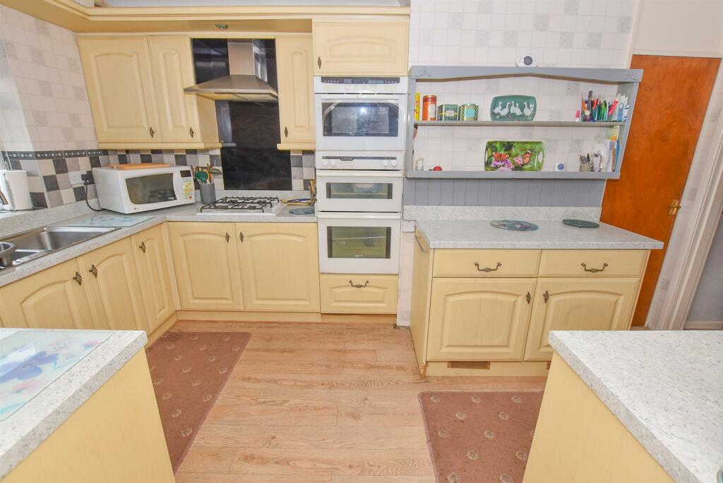 Additional image 7 of Oakridge Road, Spital