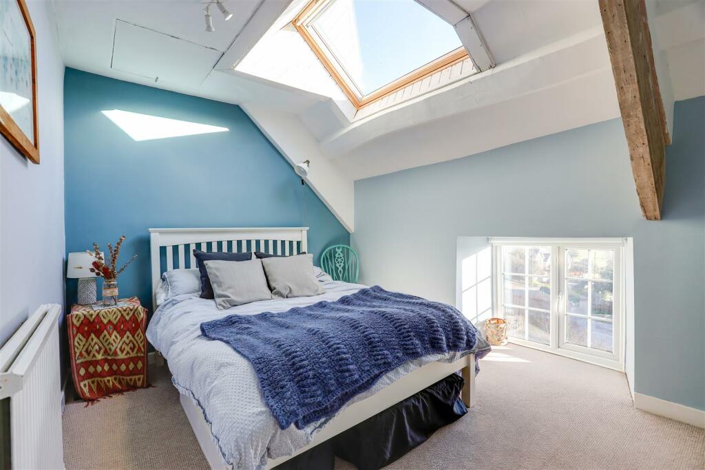 Additional image 24 of 2 Woodford House, Colhugh Street, Llantwit Major, Vale of Glamorgan, CF61 1RF