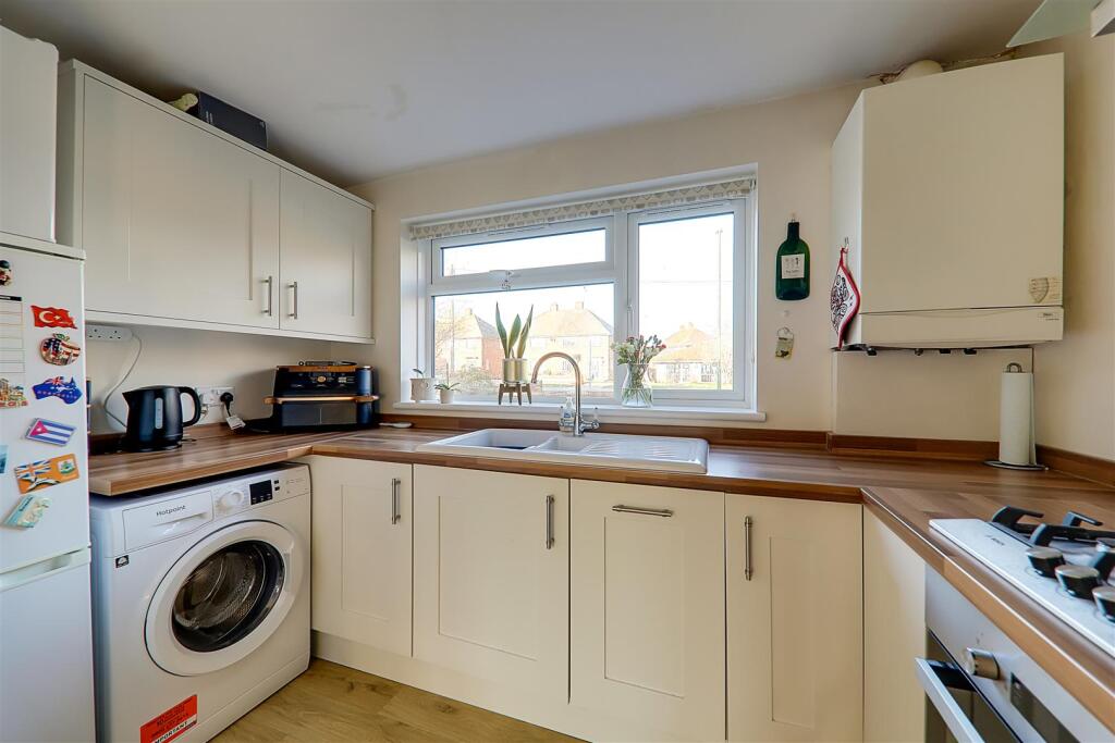 Additional image 3 of Chapel Close, Wick, Littlehampton