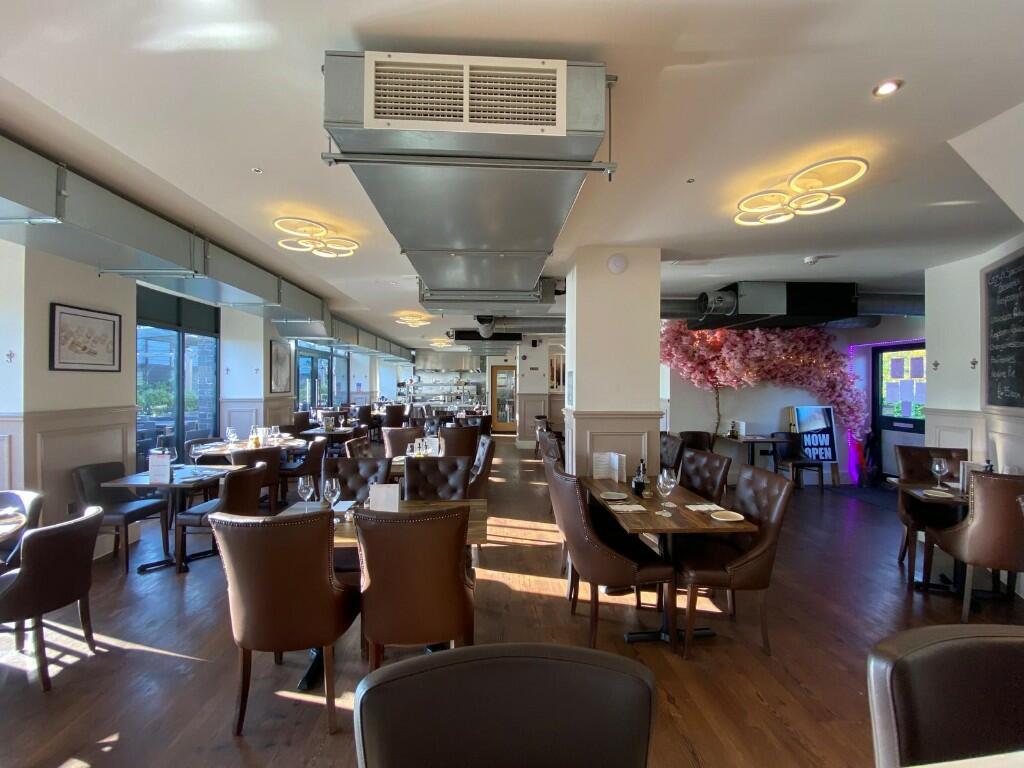 Additional image 29 of Hood Road, Barry, Vale Of Glamorgan, The, CF62