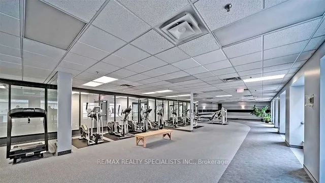 Additional image 12 of 7 CARLTON St Unit 704