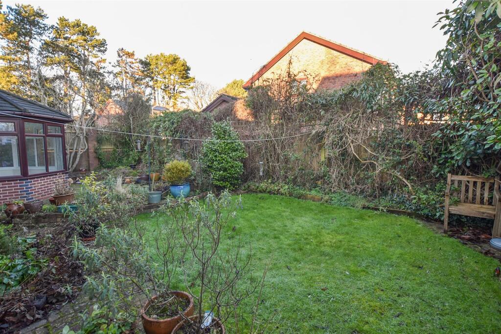 Additional image 17 of Plymyard Avenue, Bromborough