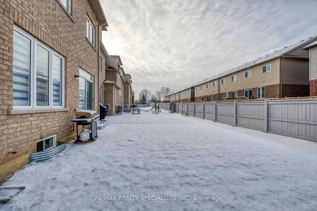 Additional image 32 of 341 Raymond Rd