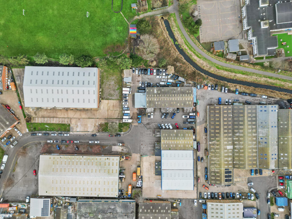 Additional image 5 of 2a & 2b Birch Close, Eastbourne, Eastbourne BN23 6PE