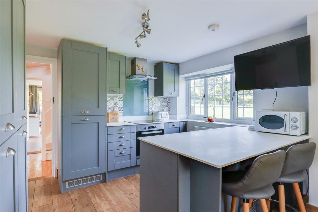 Additional image 17 of Tredodridge, Near Cowbridge, Vale of Glamorgan, CF71 7UL