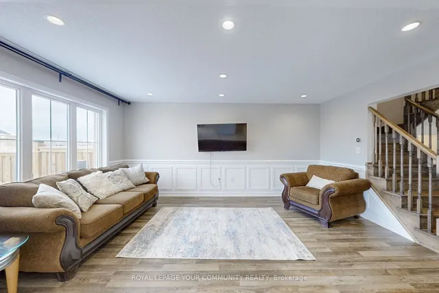 Additional image 7 of 1140 Duignan Cres