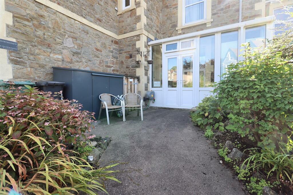 Additional image 2 of Great location close to Clevedon Seafront