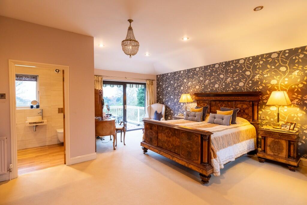 Additional image 50 of Links Hey Road, CH48