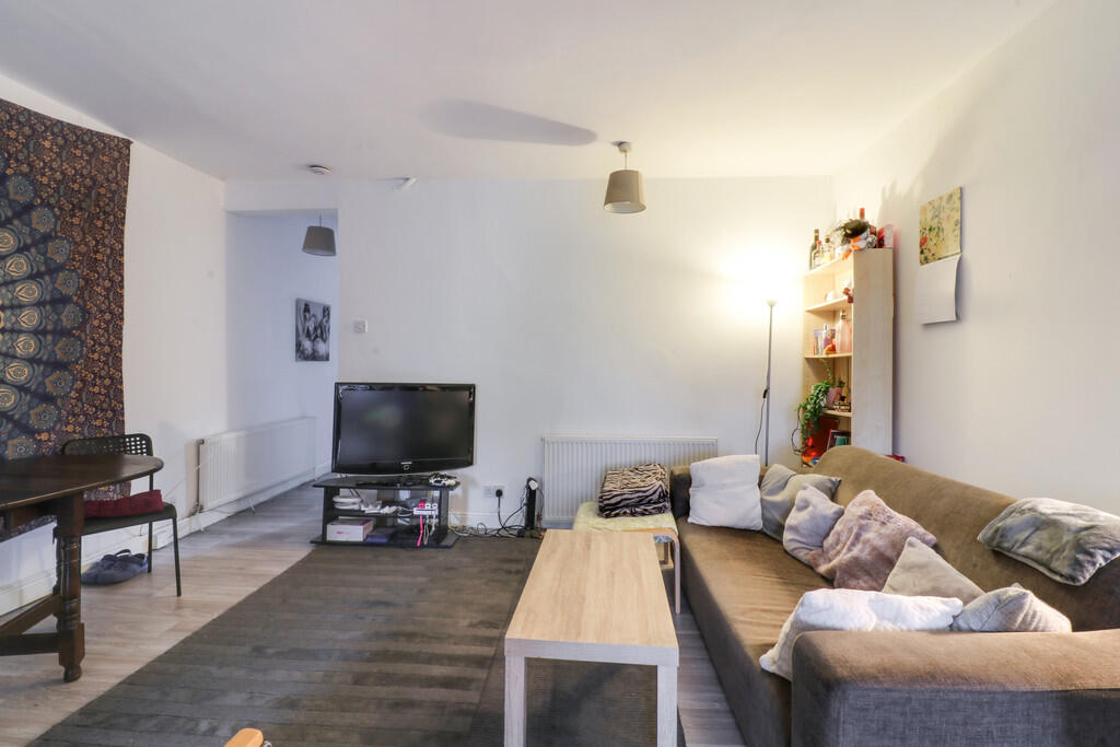 Additional image 5 of Livingstone Road, Oldfield Park