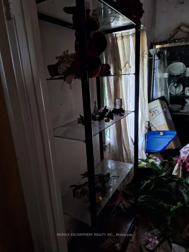 Additional image 15 of 192 VICTORIA Ave