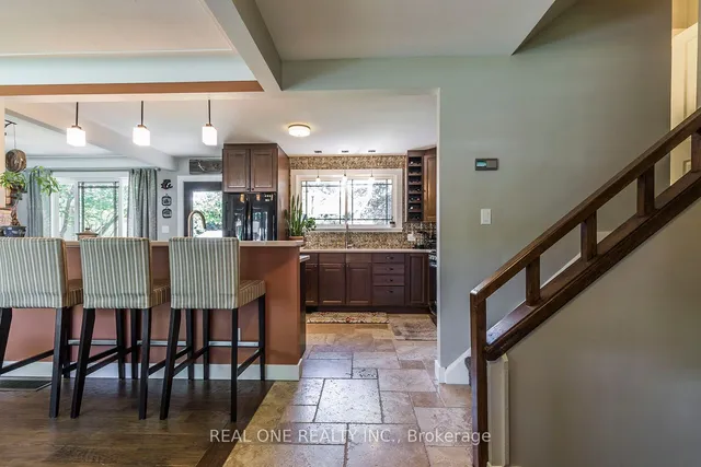 Additional image 6 of 5222 Bromley Rd