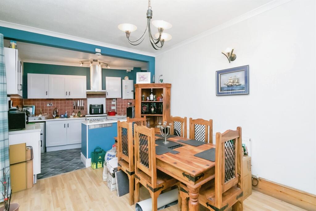 Additional image 5 of Wynd Street, Barry