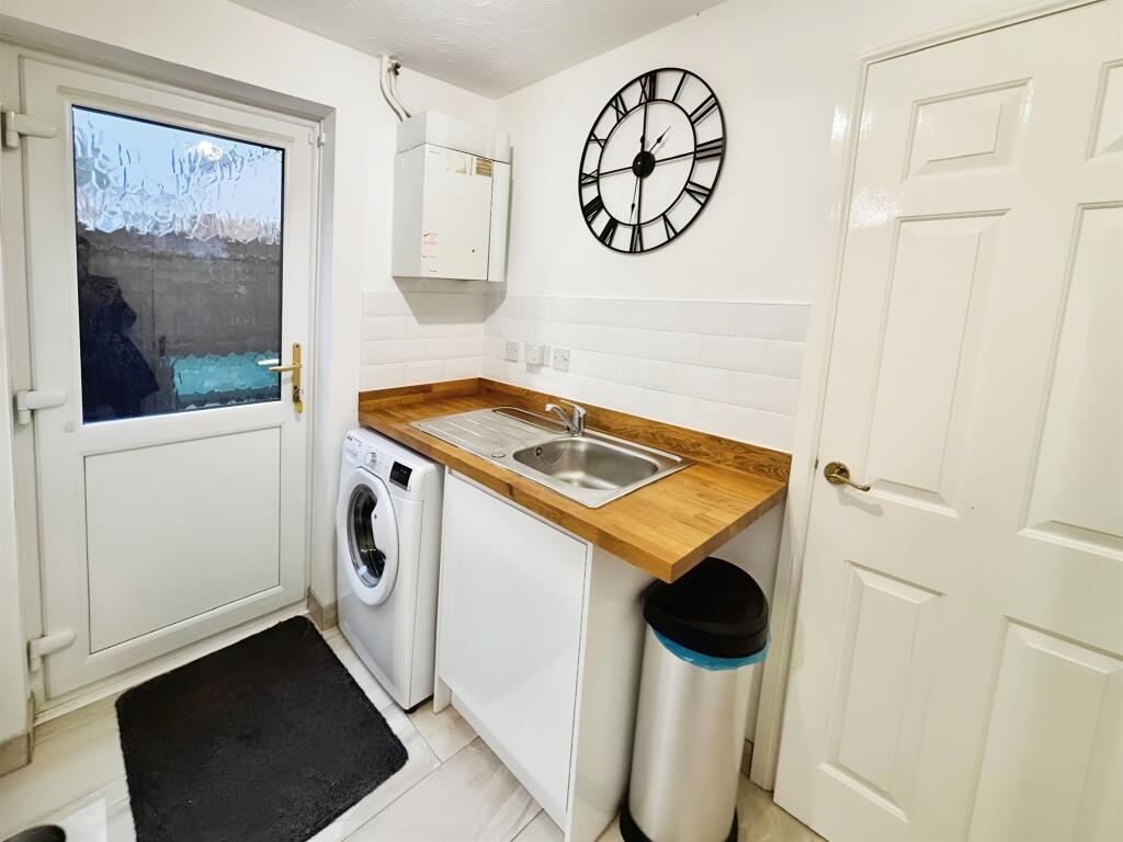 Additional image 8 of Clos Castell Newydd, Bridgend