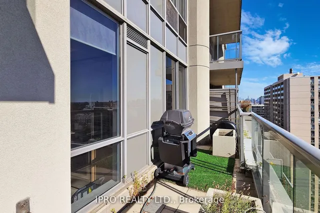 Additional image 30 of 70 High Park Ave Unit 1804