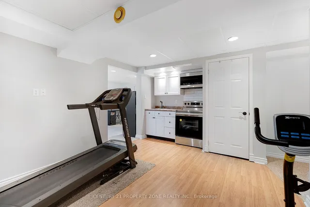 Additional image 32 of 721 Dolby Cres