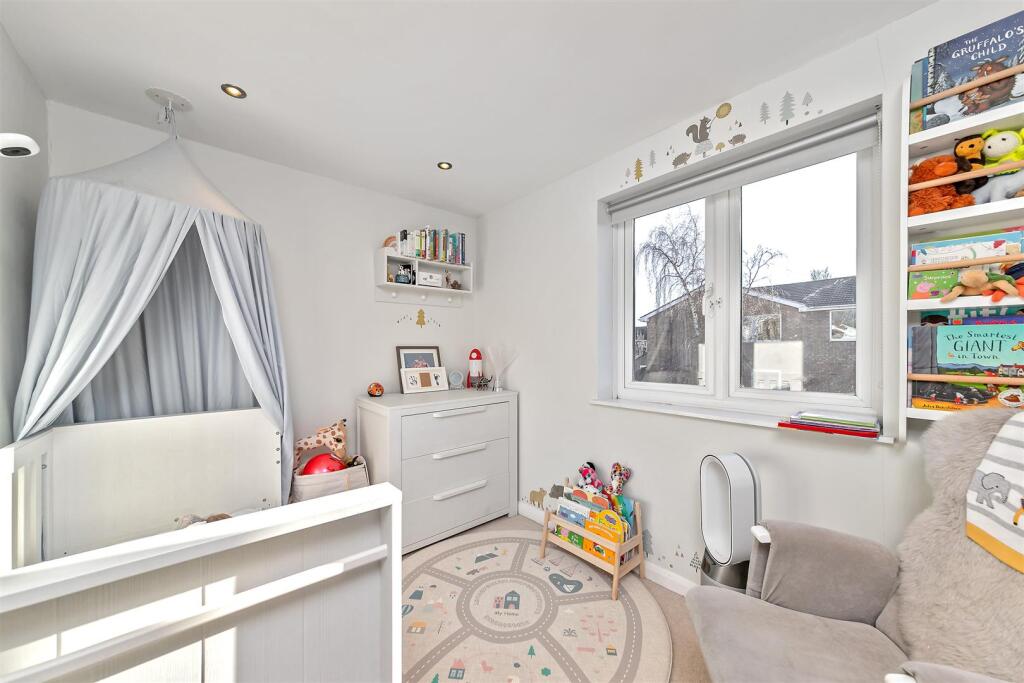 Additional image 12 of Hadrian Close, St Albans