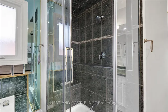 Additional image 33 of 13 Treeview Crt