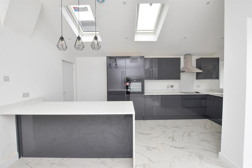 Additional image 18 of Greenfields Avenue, Bromborough