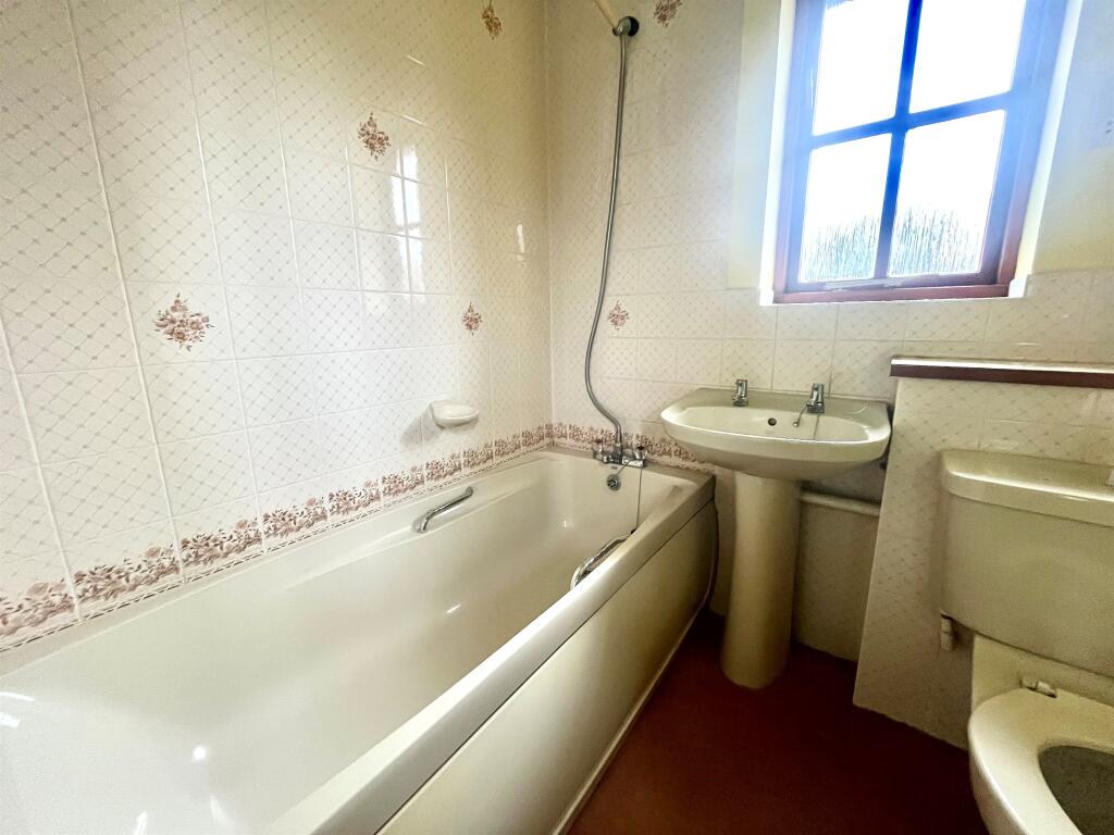 Additional image 7 of Wakefield Close, Great Chesterford, Saffron Walden