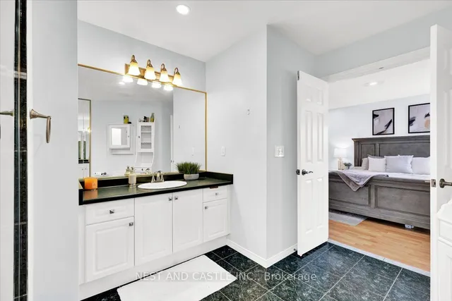 Additional image 32 of 13 Treeview Crt