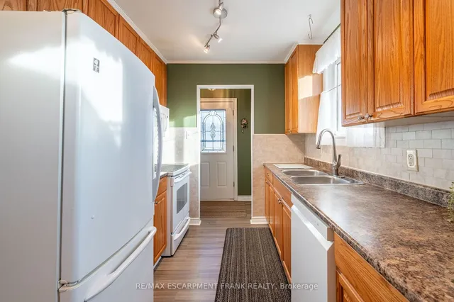 Additional image 9 of 58 Lambert St