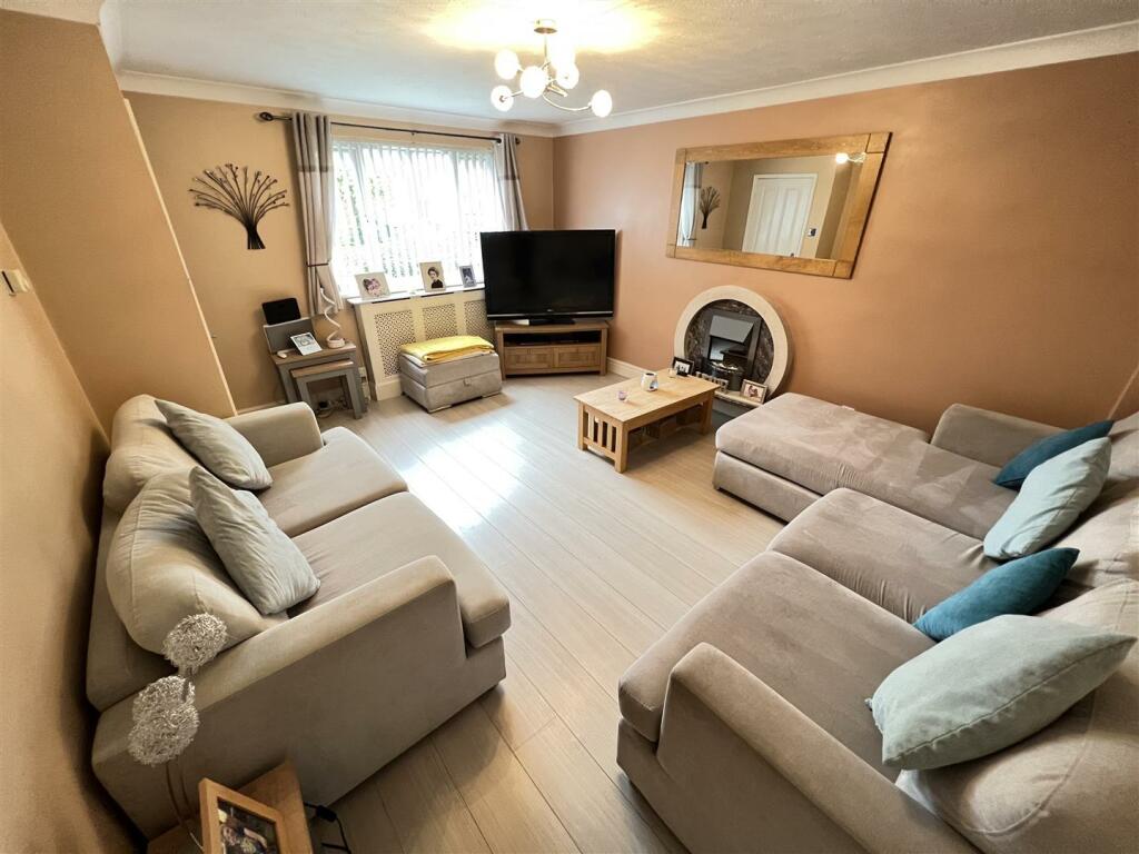 Additional image 4 of Smallridge Close, Pensby, Wirral